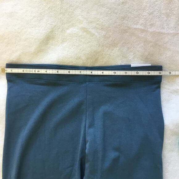 Nike Dark Green 7/8 Leggings - Picture 9 of 12